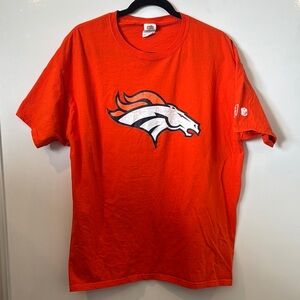 🩵 Orange T-Shirt with Denver Broncos